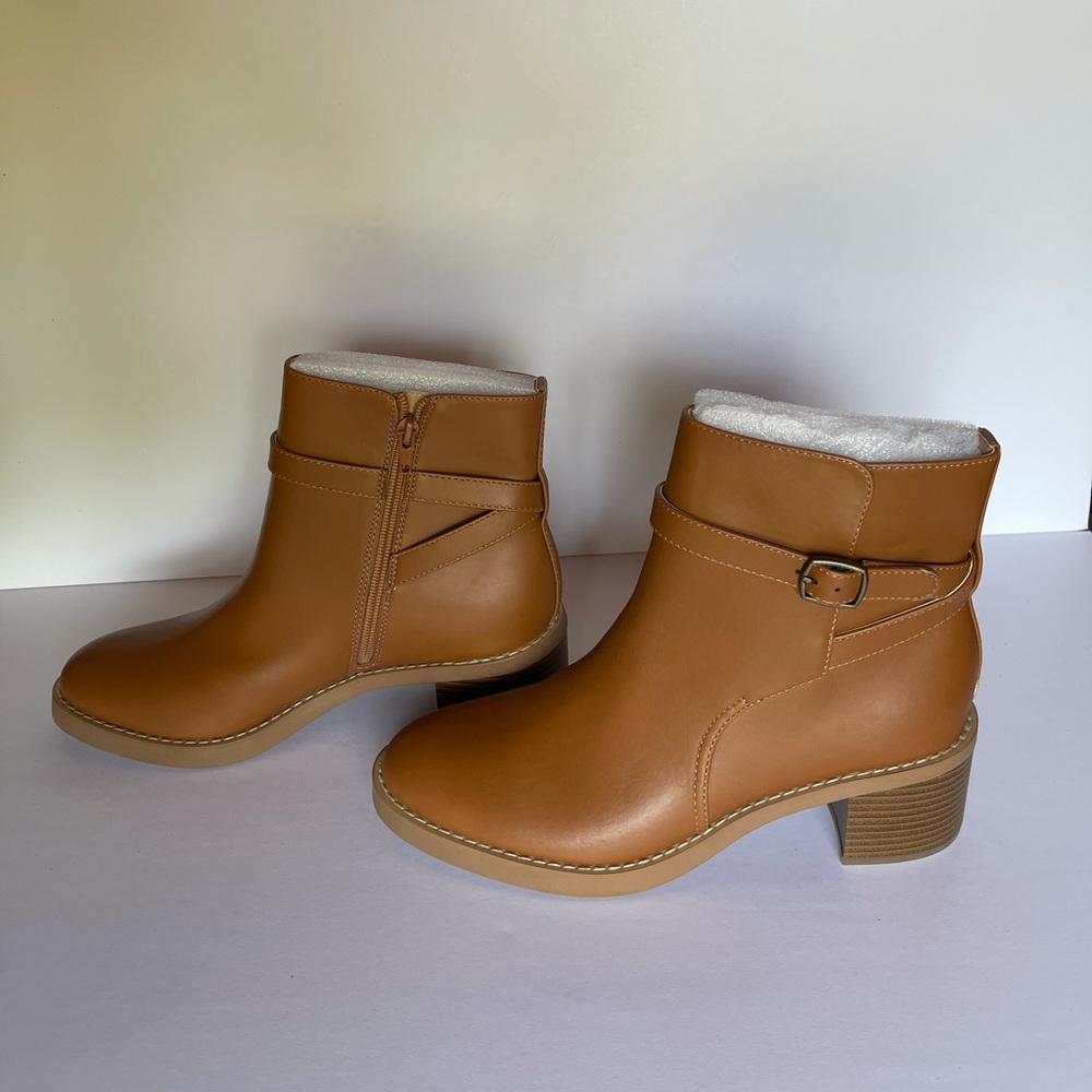 Brand new Loft ankle boots Brown Size 8.5